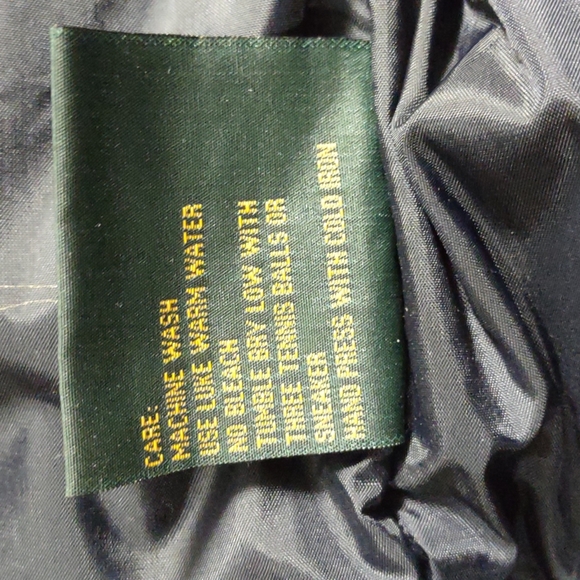 Down filled puffer ski jacket. - Picture 7 of 8